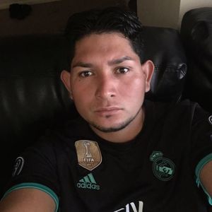 Meet your Posher, Leo